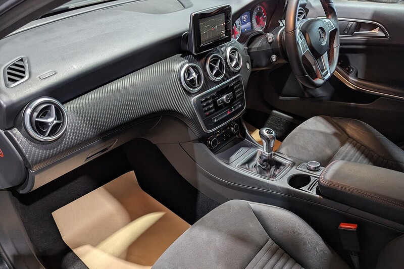 Mercedes-Benz A Class 2.1 A200 CDI AMG Night Edition Hatchback 5dr Diesel Manual Euro 6 (s/s) (136 ps) - U341