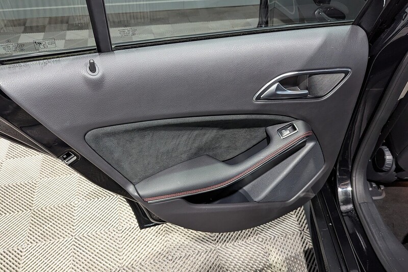 Mercedes-Benz A Class 2.1 A200 CDI AMG Night Edition Hatchback 5dr Diesel Manual Euro 6 (s/s) (136 ps) - U341