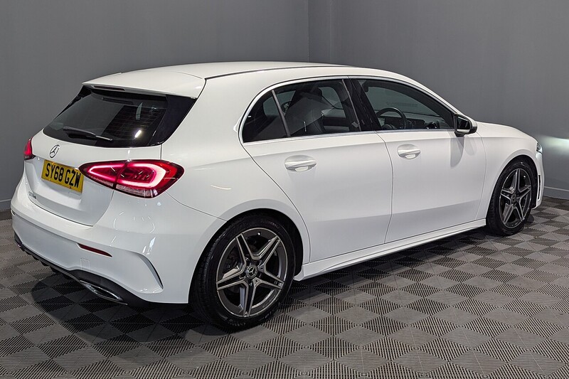 Mercedes-Benz A Class 1.5 A180d AMG Line Hatchback 5dr Diesel 7G-DCT Euro 6 (s/s) (116 ps) - U346