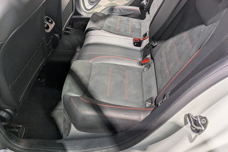 Mercedes-Benz A Class 1.5 A180d AMG Line Hatchback 5dr Diesel 7G-DCT Euro 6 (s/s) (116 ps) - U346