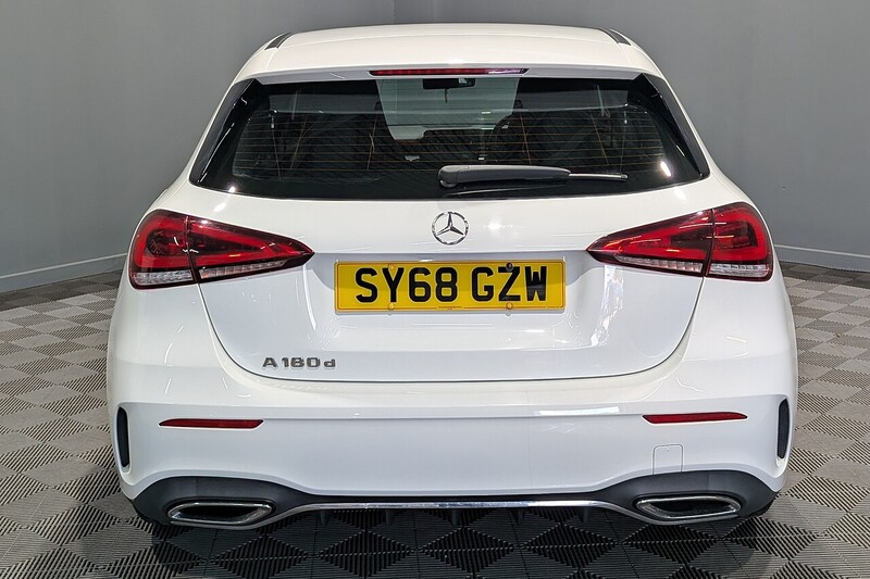 Mercedes-Benz A Class 1.5 A180d AMG Line Hatchback 5dr Diesel 7G-DCT Euro 6 (s/s) (116 ps) - U346