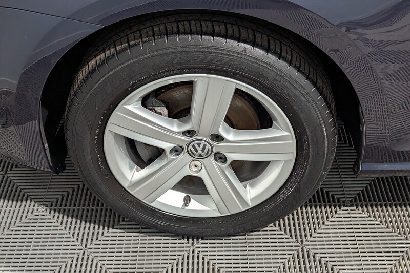Volkswagen Golf 1.4 TSI BlueMotion Tech Match Hatchback 5dr Petrol Manual Euro 5 (s/s) (122 ps) - U357