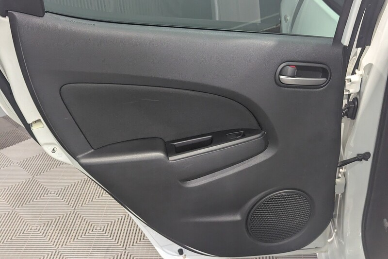 Mazda Mazda2 1.3 Sport Venture Hatchback 5dr Petrol Manual Euro 5 (84 ps) - U366