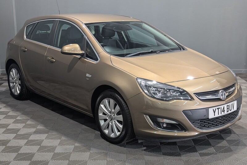 Vauxhall Astra 2.0 CDTi Elite Hatchback 5dr Diesel Auto Euro 5 (165 ps) - U367
