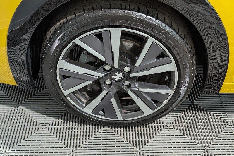Peugeot 208 1.2 PureTech GT Line Hatchback 5dr Petrol EAT Euro 6 (s/s) (130 ps) - U371