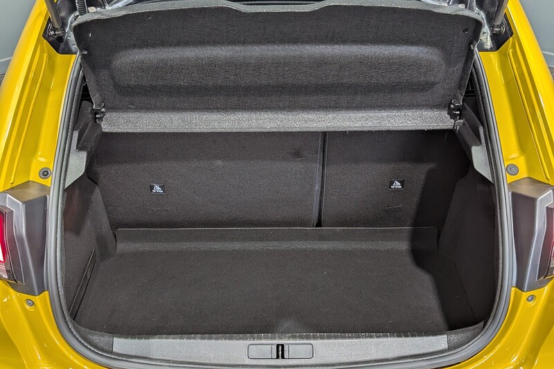 Peugeot 208 1.2 PureTech GT Line Hatchback 5dr Petrol EAT Euro 6 (s/s) (130 ps) - U371