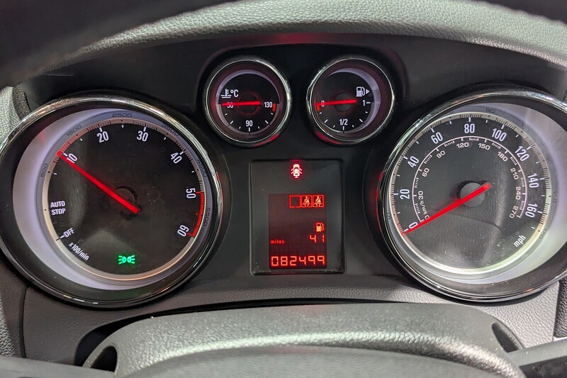Vauxhall Mokka 1.7 CDTi SE SUV 5dr Diesel Manual 2WD Euro 5 (s/s) (130 ps) - U375