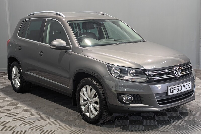 Volkswagen Tiguan 2.0 TDI BlueMotion Tech Match SUV 5dr Diesel DSG 4WD Euro 5 (s/s) (140 ps) - U376