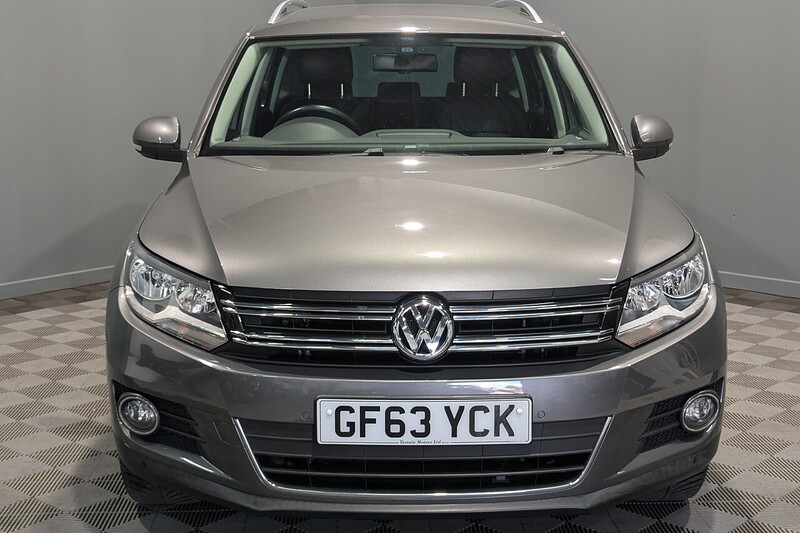 Volkswagen Tiguan 2.0 TDI BlueMotion Tech Match SUV 5dr Diesel DSG 4WD Euro 5 (s/s) (140 ps) - U376