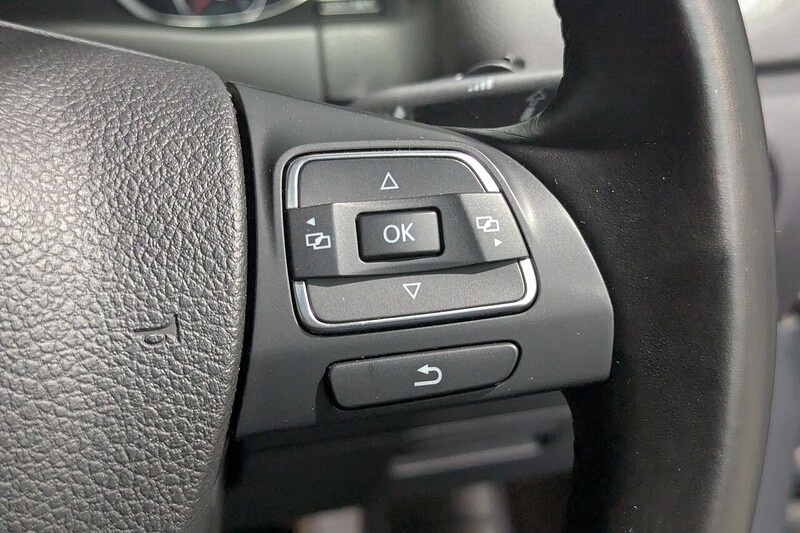 Volkswagen Tiguan 2.0 TDI BlueMotion Tech Match SUV 5dr Diesel DSG 4WD Euro 5 (s/s) (140 ps) - U376