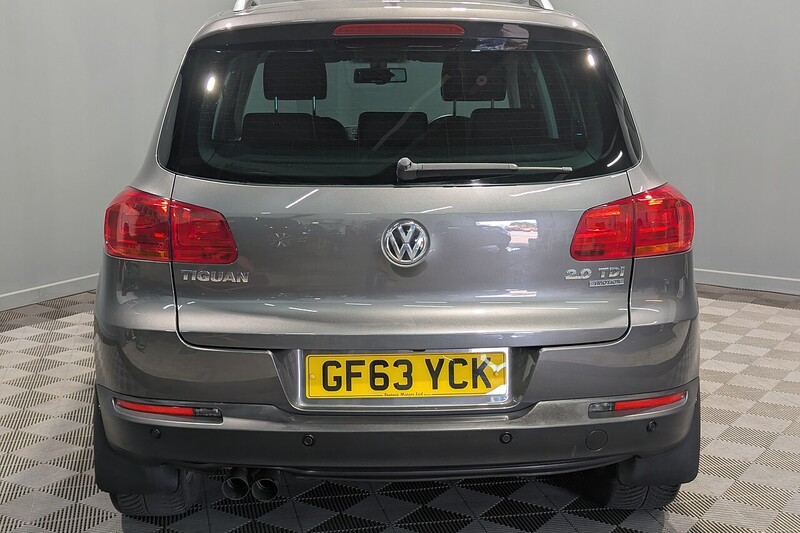Volkswagen Tiguan 2.0 TDI BlueMotion Tech Match SUV 5dr Diesel DSG 4WD Euro 5 (s/s) (140 ps) - U376