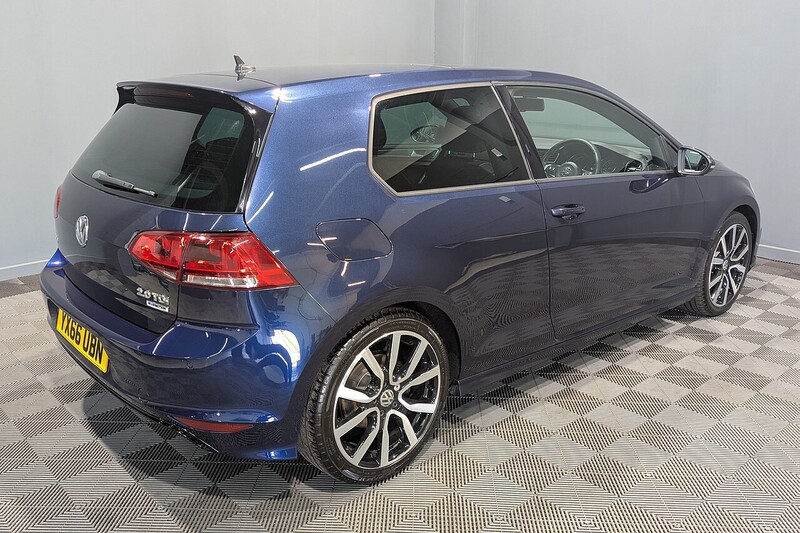 Volkswagen Golf 2.0 TDI BlueMotion Tech R-Line Edition Hatchback 3dr Diesel Manual Euro 6 (s/s) (150 ps) - U378