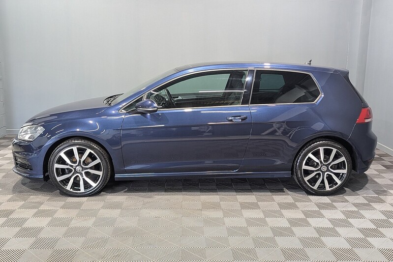 Volkswagen Golf 2.0 TDI BlueMotion Tech R-Line Edition Hatchback 3dr Diesel Manual Euro 6 (s/s) (150 ps) - U378