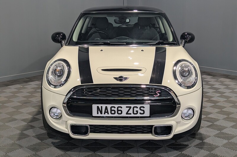 MINI Hatch 2.0 Cooper S Hatchback 3dr Petrol Manual Euro 6 (s/s) (192 ps) - U385