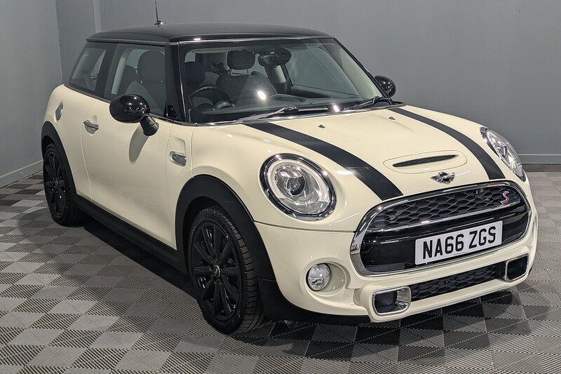 MINI Hatch 2.0 Cooper S Hatchback 3dr Petrol Manual Euro 6 (s/s) (192 ps) - U385
