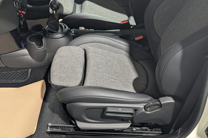 MINI Hatch 2.0 Cooper S Hatchback 3dr Petrol Manual Euro 6 (s/s) (192 ps) - U385