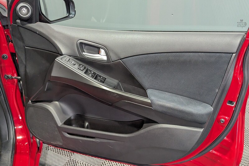 Honda Civic 1.8 i-VTEC S Hatchback 5dr Petrol Auto Euro 5 (142 ps) - U388