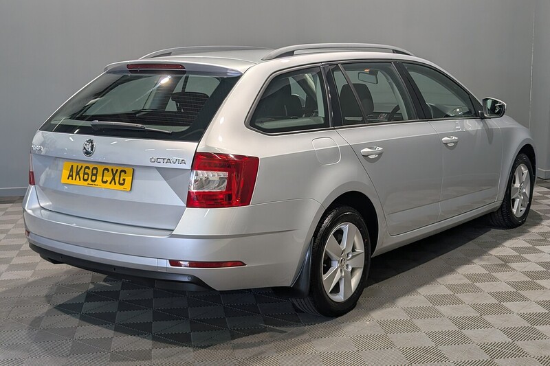 Skoda Octavia 1.0 TSI GPF SE Estate 5dr Petrol DSG Euro 6 (s/s) (115 ps) - U389