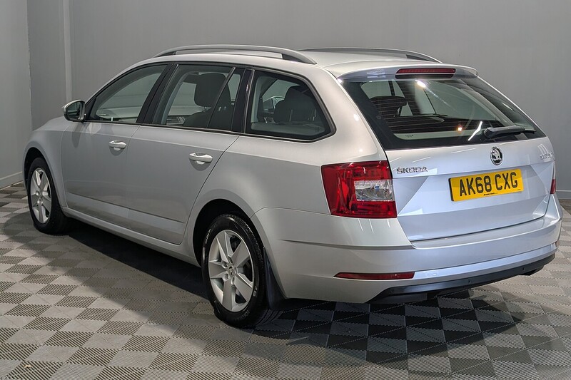 Skoda Octavia 1.0 TSI GPF SE Estate 5dr Petrol DSG Euro 6 (s/s) (115 ps) - U389