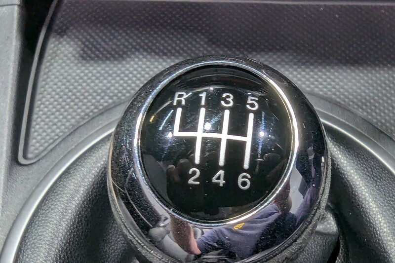 Mazda MX-5 2.0i Sport Tech Roadster 2dr Petrol Manual Euro 5 (160 ps) - U391