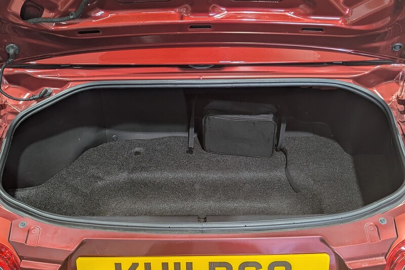 Mazda MX-5 2.0i Sport Tech Roadster 2dr Petrol Manual Euro 5 (160 ps) - U391