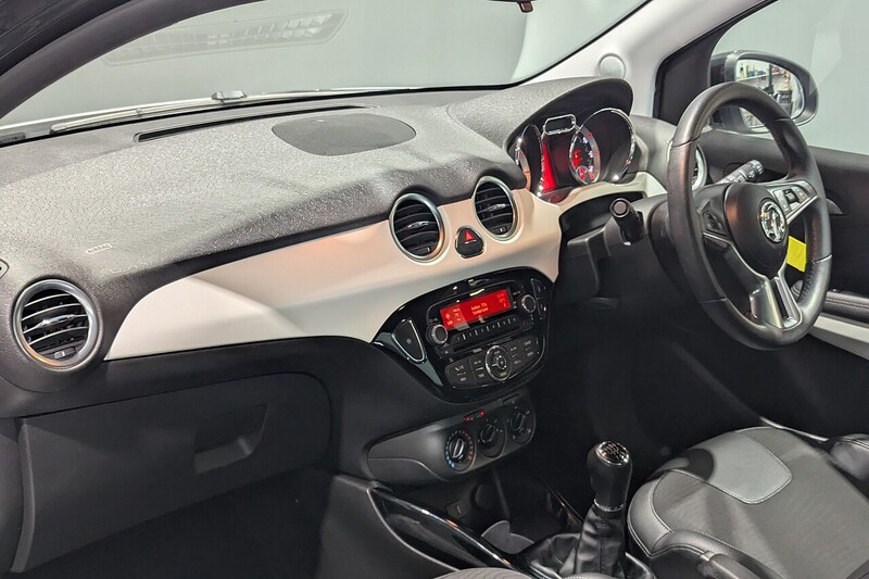 Vauxhall ADAM 1.2 16v ROCKS AIR Hatchback 3dr Petrol Manual Euro 5 (70 ps) - U401