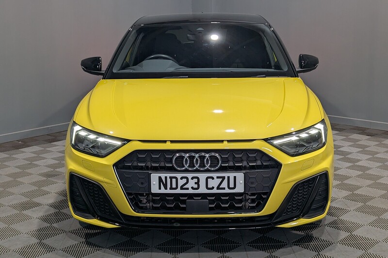 Audi A1 1.0 TFSI 30 Black Edition Sportback 5dr Petrol Manual Euro 6 (s/s) (110 ps) - U402