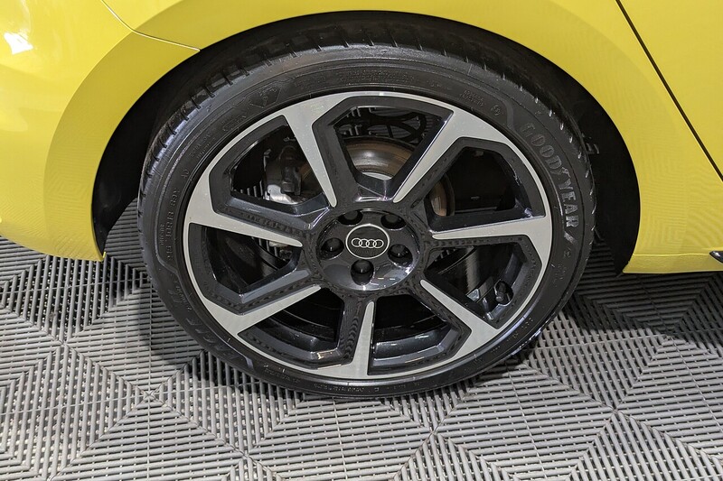 Audi A1 1.0 TFSI 30 Black Edition Sportback 5dr Petrol Manual Euro 6 (s/s) (110 ps) - U402