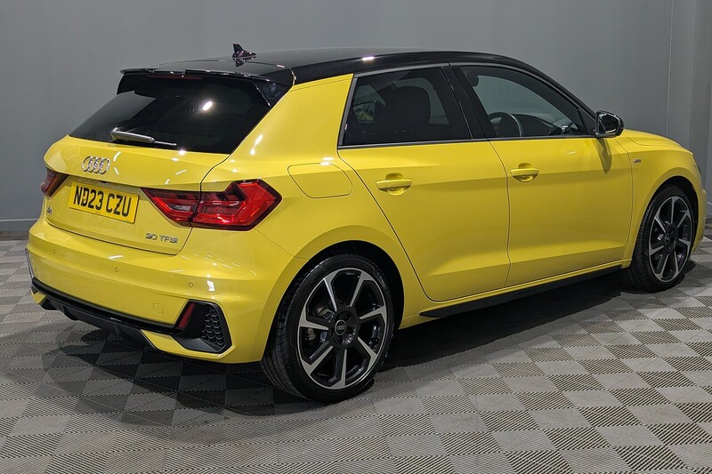 Audi A1 1.0 TFSI 30 Black Edition Sportback 5dr Petrol Manual Euro 6 (s/s) (110 ps) - U402