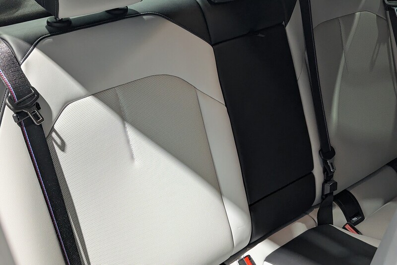 BMW M5 4.4 22.1kWh Saloon 4dr Petrol Plug-in Hybrid Steptronic xDrive Euro 6 (s/s) (727 ps) - U406