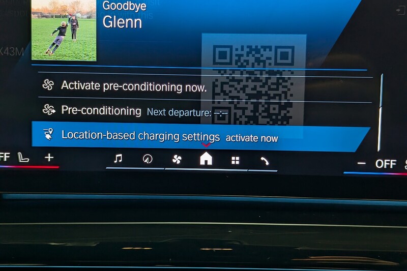 BMW M5 4.4 22.1kWh Saloon 4dr Petrol Plug-in Hybrid Steptronic xDrive Euro 6 (s/s) (727 ps) - U406