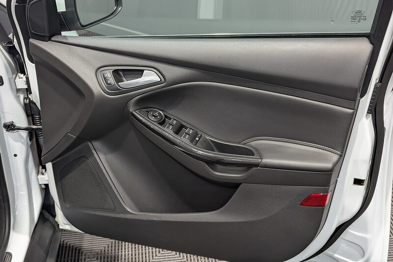 Ford Focus 1.5 TDCi Titanium X Hatchback 5dr Diesel Manual Euro 6 (s/s) (120 ps) - U415