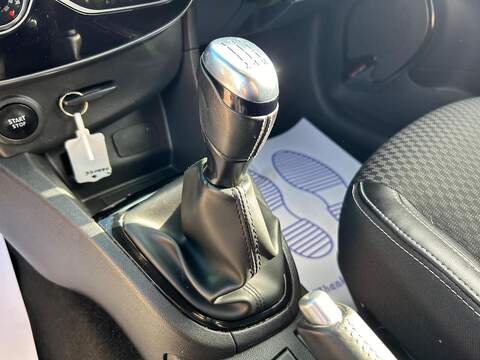 Renault Clio Clio 0.9 TCe GT Line Euro 6 (s/s) 5dr - U10