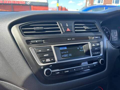 Hyundai i20 1.2 S Air Euro 6 5dr - U103