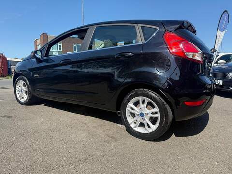 Ford Fiesta 1.0T EcoBoost Zetec Hatchback 5dr Petrol Manual Euro 6 (s/s) (100 ps) - U104