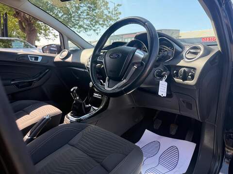 Ford Fiesta 1.0T EcoBoost Zetec Hatchback 5dr Petrol Manual Euro 6 (s/s) (100 ps) - U104
