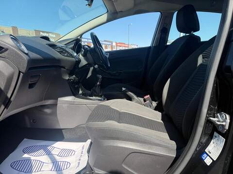 Ford Fiesta 1.0T EcoBoost Zetec Hatchback 5dr Petrol Manual Euro 6 (s/s) (100 ps) - U104