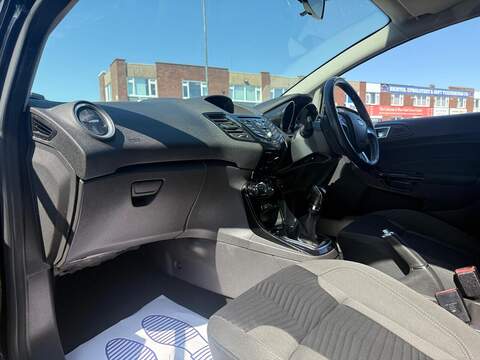 Ford Fiesta 1.0T EcoBoost Zetec Hatchback 5dr Petrol Manual Euro 6 (s/s) (100 ps) - U104