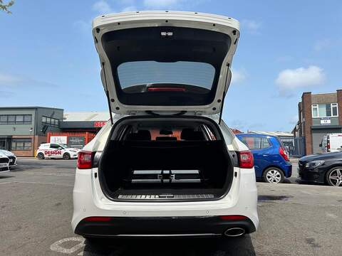 Kia Optima 1.7 CRDi 3 Sportswagon 5dr Diesel Manual Euro 6 (s/s) (139 bhp) - U106