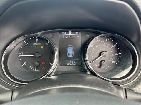 Nissan Qashqai 1.5 dCi N-Vision SUV 5dr Diesel Manual 2WD Euro 6 (s/s) (110 ps) - U107