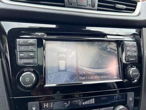 Nissan Qashqai 1.5 dCi N-Vision SUV 5dr Diesel Manual 2WD Euro 6 (s/s) (110 ps) - U107