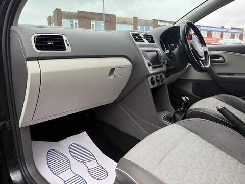 Volkswagen Polo Polo beats Hatchback 0 Manual Petrol - U110