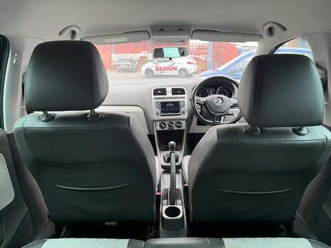Volkswagen Polo Polo beats Hatchback 0 Manual Petrol - U110