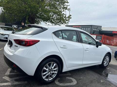 Mazda Mazda3 2.2 SKYACTIV-D SE Hatchback 5dr Diesel Manual Euro 6 (s/s) (150 ps) - U111