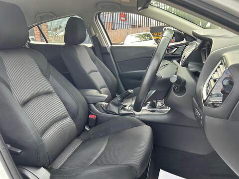 Mazda Mazda3 2.2 SKYACTIV-D SE Hatchback 5dr Diesel Manual Euro 6 (s/s) (150 ps) - U111
