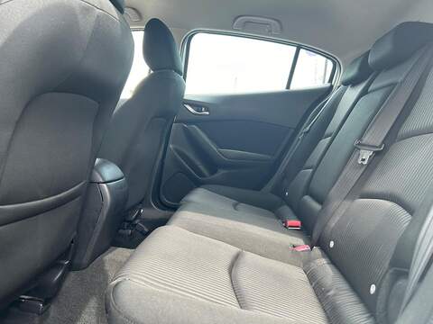 Mazda Mazda3 2.2 SKYACTIV-D SE Hatchback 5dr Diesel Manual Euro 6 (s/s) (150 ps) - U111