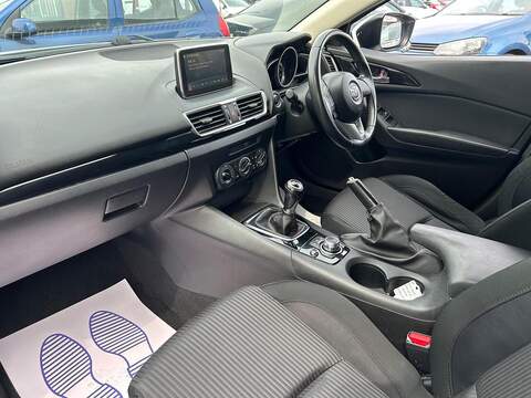 Mazda Mazda3 2.2 SKYACTIV-D SE Hatchback 5dr Diesel Manual Euro 6 (s/s) (150 ps) - U111
