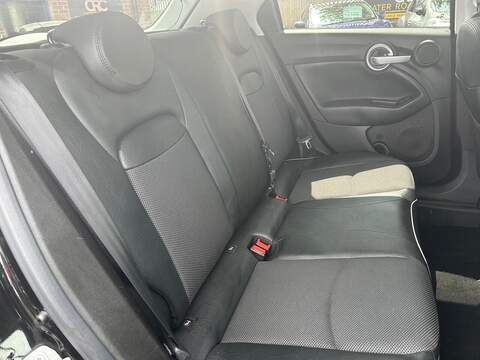 Fiat 500X 1.6 MultiJetII Cross Plus SUV 5dr Diesel Manual Euro 6 (s/s) (120 ps) - U112
