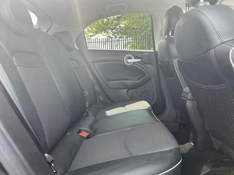 Fiat 500X 1.6 MultiJetII Cross Plus SUV 5dr Diesel Manual Euro 6 (s/s) (120 ps) - U112
