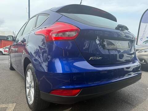 Ford Focus 1.0T EcoBoost Titanium Hatchback 5dr Petrol Manual Euro 6 (s/s) (125 ps) - U114